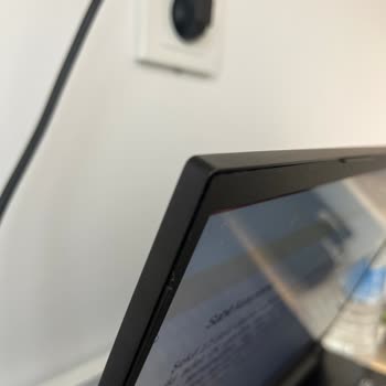 Monster Notebook Bilgisayarım Ve Mouse'um İle İlgili Problem Yaşıyorum