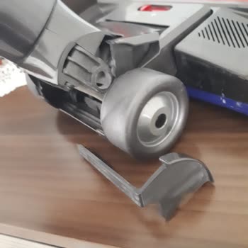 Dyson Süpürge Makinesi Başlığı Kırık Yedek Parça Tedarik