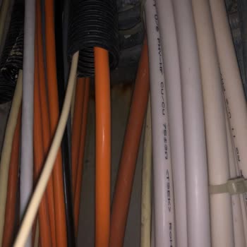 Superonline Ev İnterneti Kurulumda Hazır Olan Kabloyu Kesmesi