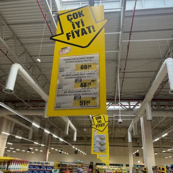 Migros Yönetici Üslubu Ve Kasa, Etiket Farkı