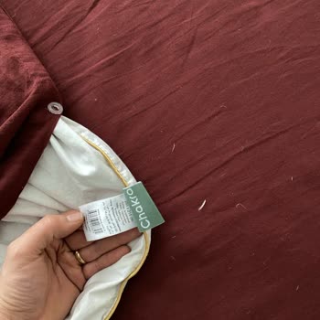 Chakra Kaz Tüyü Yorgan Tüyler Dışarı Çıkıyor Ağzımıza Giriyor!