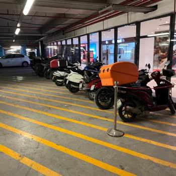 Point Bornova Bornova Garajında Ayrımcı Park Politikası!