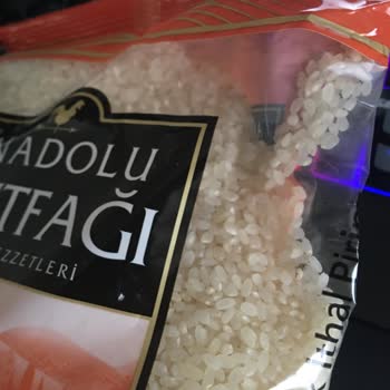 Anadolu Mutfağı Pirincin Açılmamış Paketin İçinden Ölmüş Kelebek Çıktı