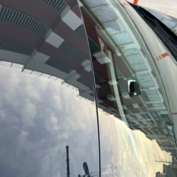 Volkswagen Ön Cam Kenar Renk Atması