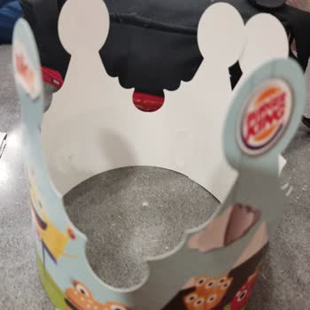 Burger King Oyuncak Vermeden Bedelini Alması