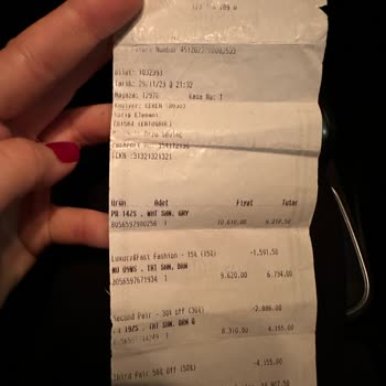 Sunglass Hut Akbatı Mağazasından Kesinlikle Alışveriş Yapılmaz.