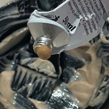 Palette Boya Renk Ve Kıvam Farkı