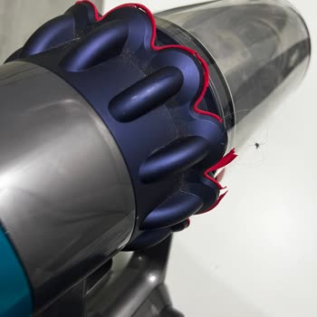 Dyson V15 Saç Problemi