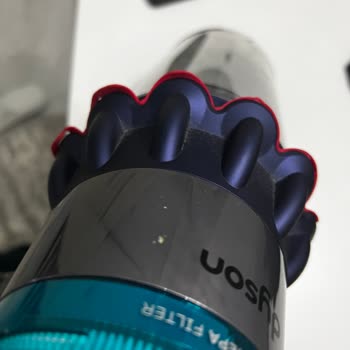 Dyson V15 Saç Problemi
