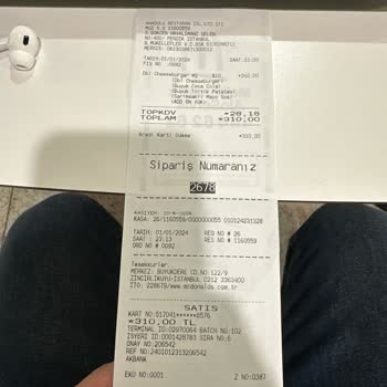McDonald's Siparişin Unutulması Ve Suratsızlık