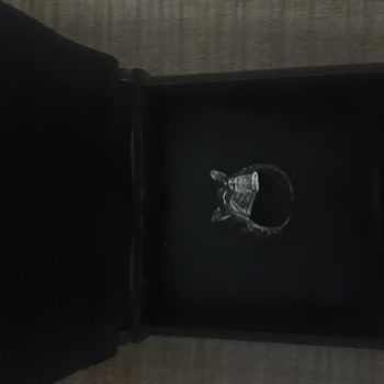 Zuk Collection Yüzük Çok Kullanışsız Görseldeki İle Alakasız!