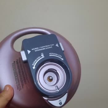 Arzum Okka Minio Işık Yanıyor Çalışmıyor Robotumun Kapağı Da Yavaş Dönüyor