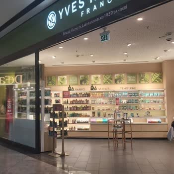 Yves Rocher France Vega AVM Mağazası Kredi Kartımdan 2 Ödeme Çekti