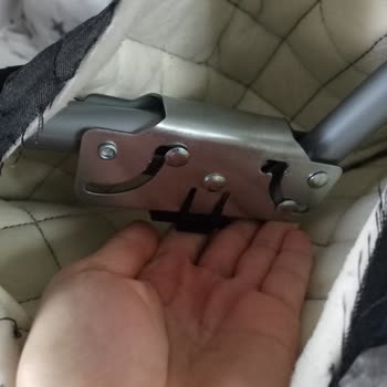 Baby Plus Park Yatak Kilit Sistemi Çalışmıyor.