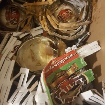 Yurtiçi Kargo Hasarlı Paket, Tüm Pekmez Ve Zeytinyağı Koliye Akmış