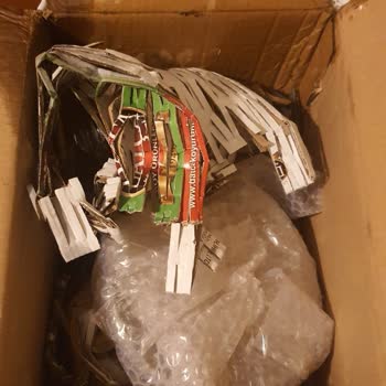 Yurtiçi Kargo Hasarlı Paket, Tüm Pekmez Ve Zeytinyağı Koliye Akmış