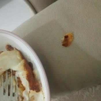 Tatbak Sbu Marka Kazandibi'nin İçinden Kemik Çıktı