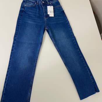 Büşra Doğramacı Boutique Gelen Jeanın Renginin Fotoğraftakiyle Alakası Bile Yok