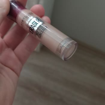 Maybelline Eraser Multi Use Concealer Mekanizması Bozuldu.