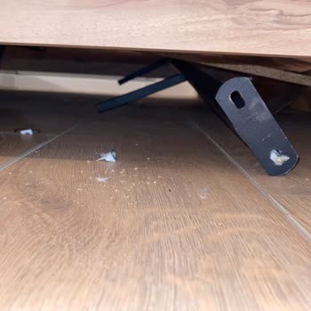 Vivense Altı Ayda Kırılan Karyola