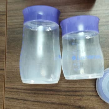 Lansinoh Biberonda Buğulu Görüntü