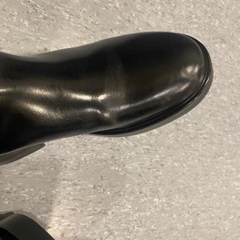 Tommy Hilfiger Çizmesi Tek Kullanımda Deri Attı