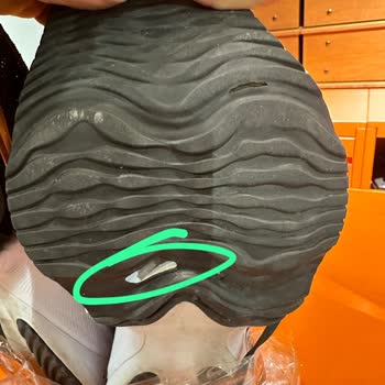 Nike Air Zoom Taban Yırtılması
