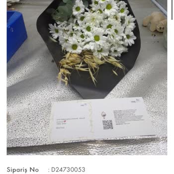 Taze Çiçek (tazecicek.com) Verdiğim Siparişle Yapılan Siparişin Alakası Yok