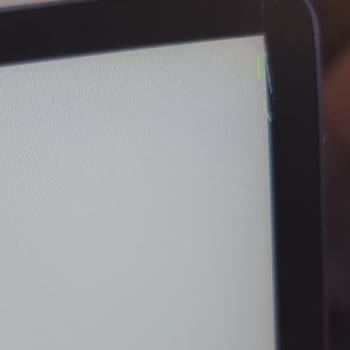 Huawei Matebook Ekran Güzellemesi Ve Müşteri Deneyimi Yalanı