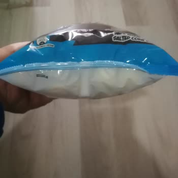 Çerezos Paketlenmiş Mısır Cipsinde Farklı Ürün Bulunması