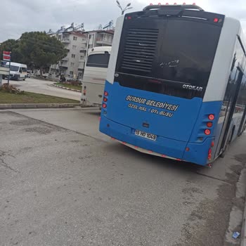 Burdur Belediyesi Otobüs Şoförlerin Saygısızlığı