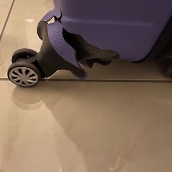 Pegasus Hava Yollarında Bavulum Kırıldı