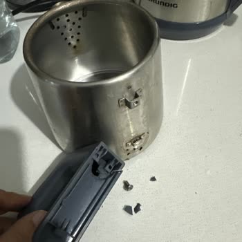 Grundig Üretim Hatası Ve Kalitesiz Malzeme Kullanımı Kaynaklı Sorun