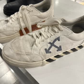 Bay Dakik Lostra Para Ve Zaman İsrafı