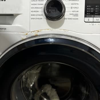 Samsung Çamaşır Makinesi 4 Yılda Çürüdü