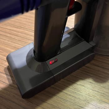 Dyson V8 15 Ay Sonra Batarya Problemi Ve Uygun Online Stok Olmaması!