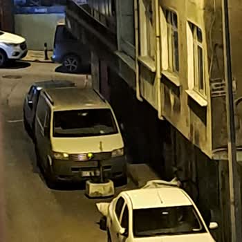 Bayrampaşa Belediyesi Sokakta Otopark Sorununu Çözmüyor