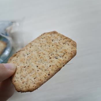 Ülker Altınbaşak Gevrekten Kıl Çıktı