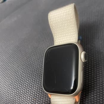 Apple Watch 9 Çizik Ekran