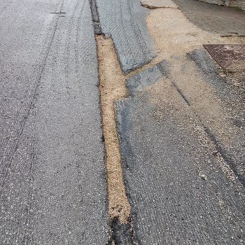 Çankaya Belediyesi Asfalt Yamaları Kalktı Derin Çukurlar Var