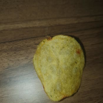 Lays Cips Saç Çıktı