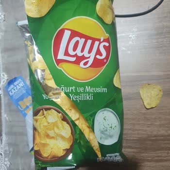 Lays Cips Saç Çıktı