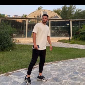 Sözünde Durmadı Bana Burs Vermedi.
