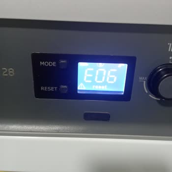 Warmhaus Warmhous E06 Hatası