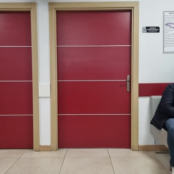 Ankara Cerrahi Tıp Merkezi Bekleme Süresi Ve İlgi Eksikliği Sorunu