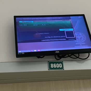 Aksaray Üniversitesi Eğitim Ve Araştırma Hastanesi Randevuya Saatinde Çağırılmaması