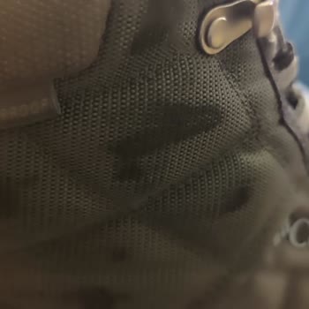''Columbia Waterproof'' Kadın Bot'u Su Alıyor!