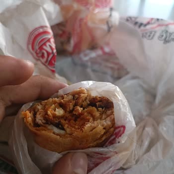 Öncü Döner Yemeğin İçinden Kıl Çıktı