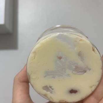 Alaçatı Muhallebicisinin Magnolia İçinden Kıl Çıktı!