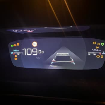 Peugeot Ayıplı Araç 2008 Gt